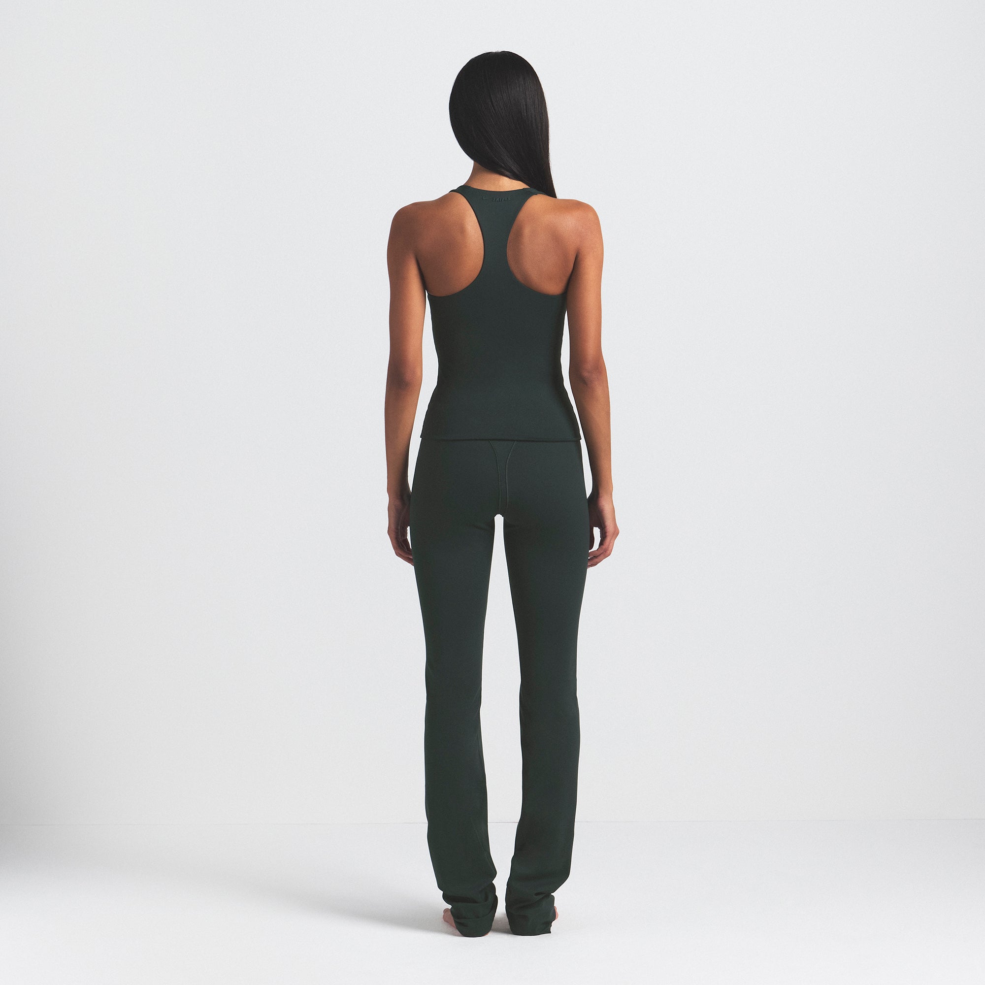V-LINE 39" STRAIGHT LEGGING
