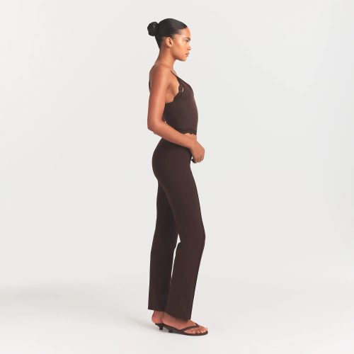 HIGH-WAISTED PINTUCK STRAIGHT LEG PANT