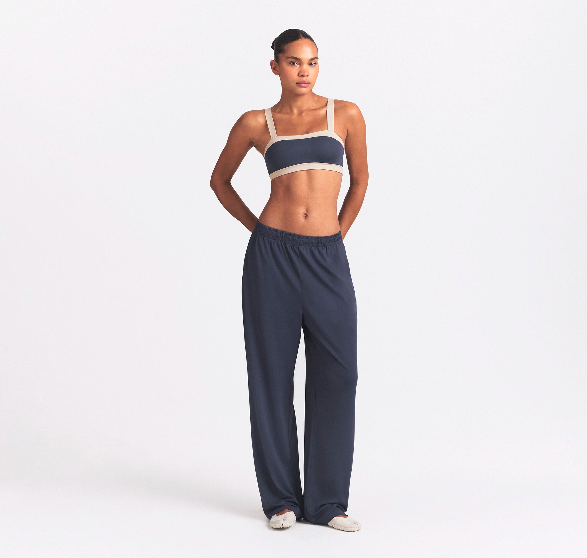 WIDE LEG PANT