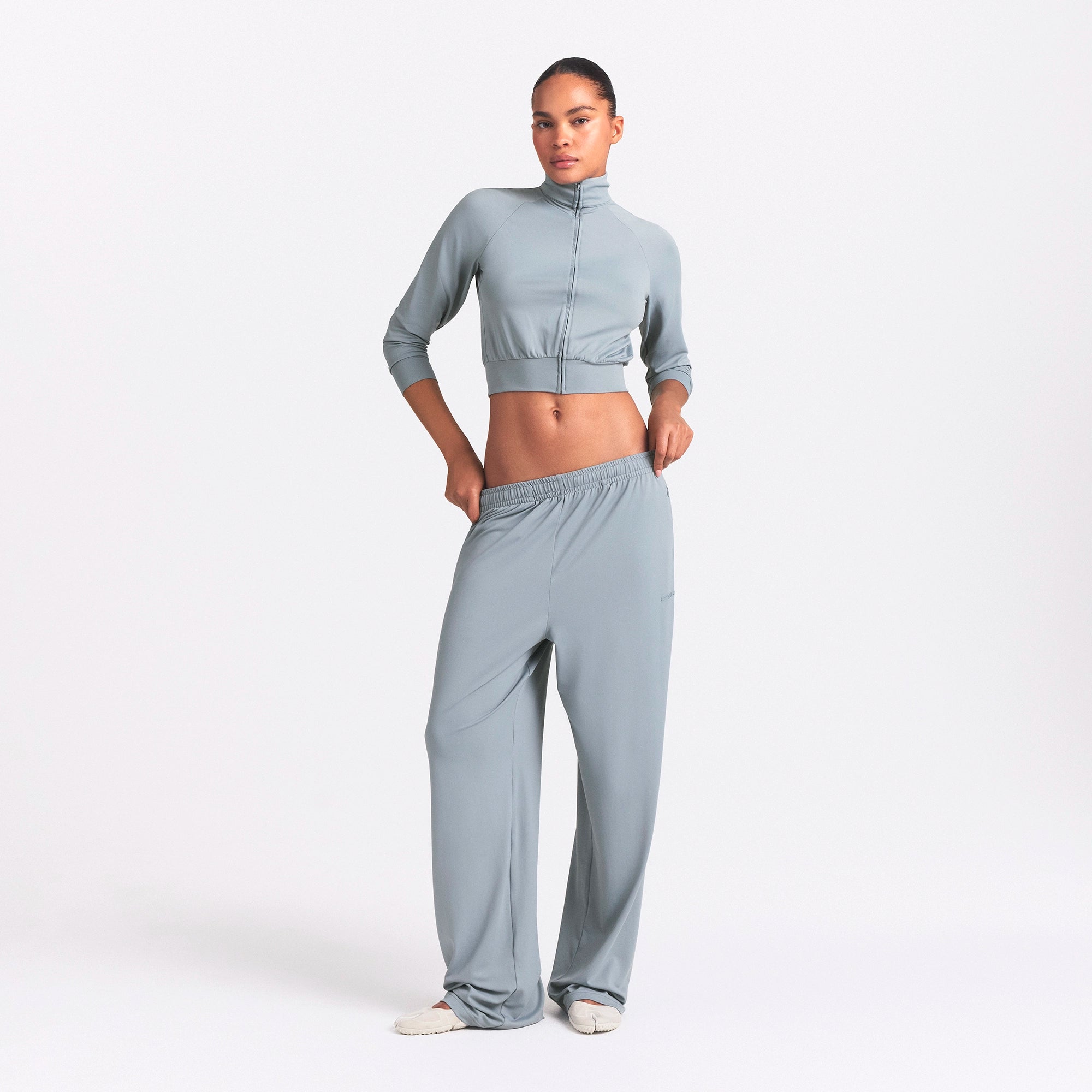 WIDE LEG PANT