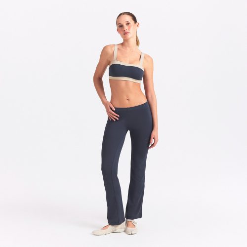 LOW RISE MINI FLARE PANT