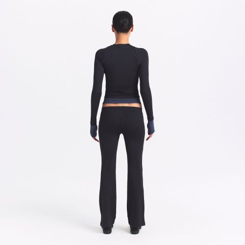LOW RISE MINI FLARE PANT