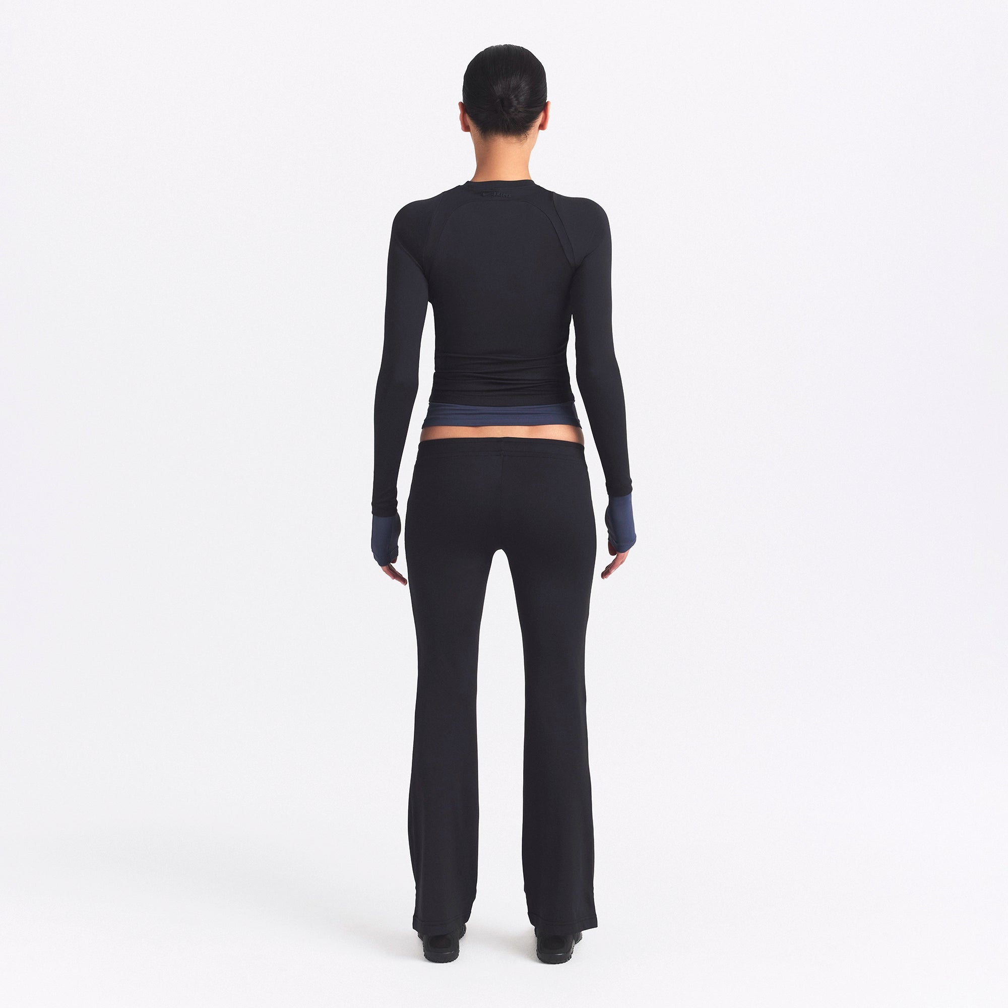 LOW RISE MINI FLARE PANT