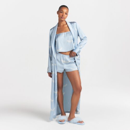 LONG ROBE