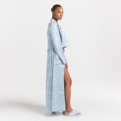 LONG ROBE