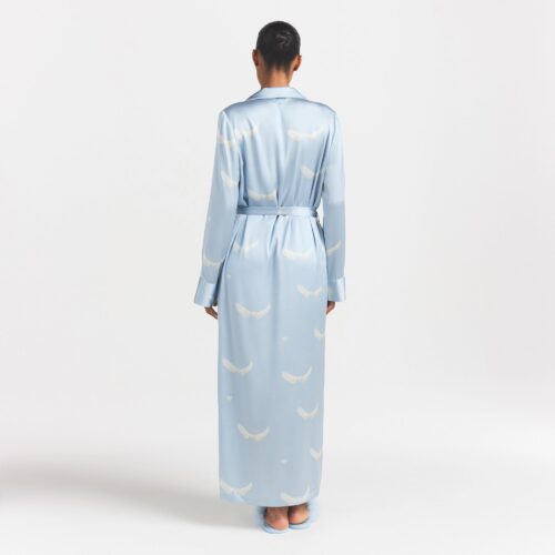 LONG ROBE
