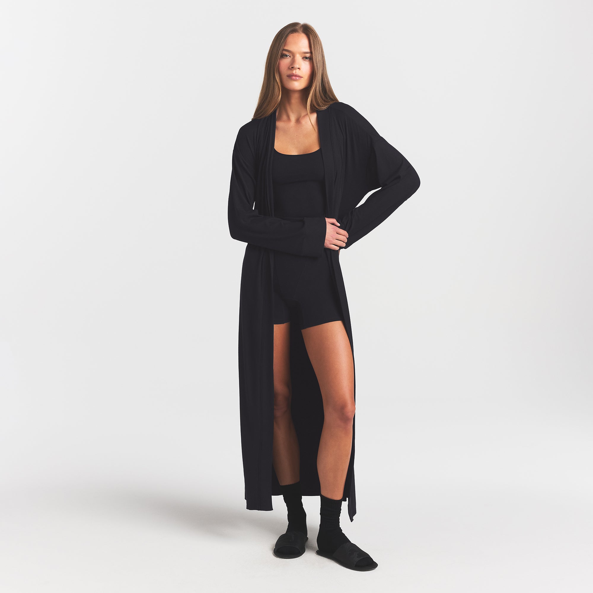 LONG ROBE