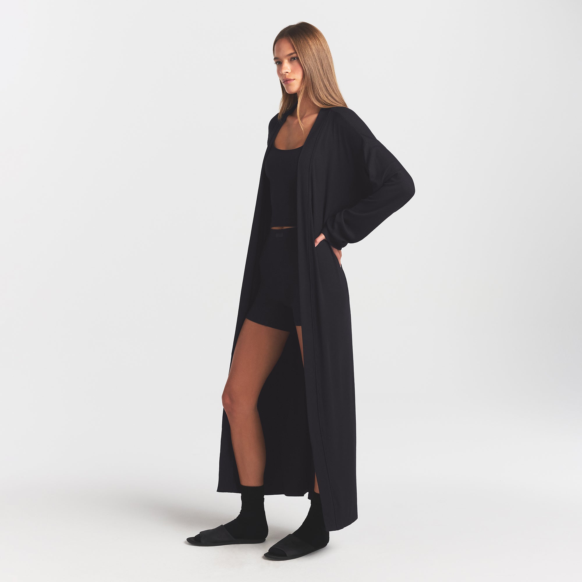LONG ROBE