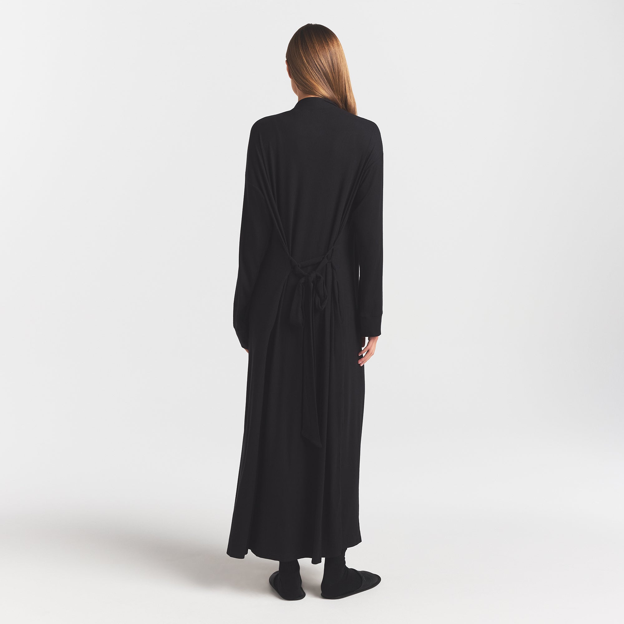 LONG ROBE