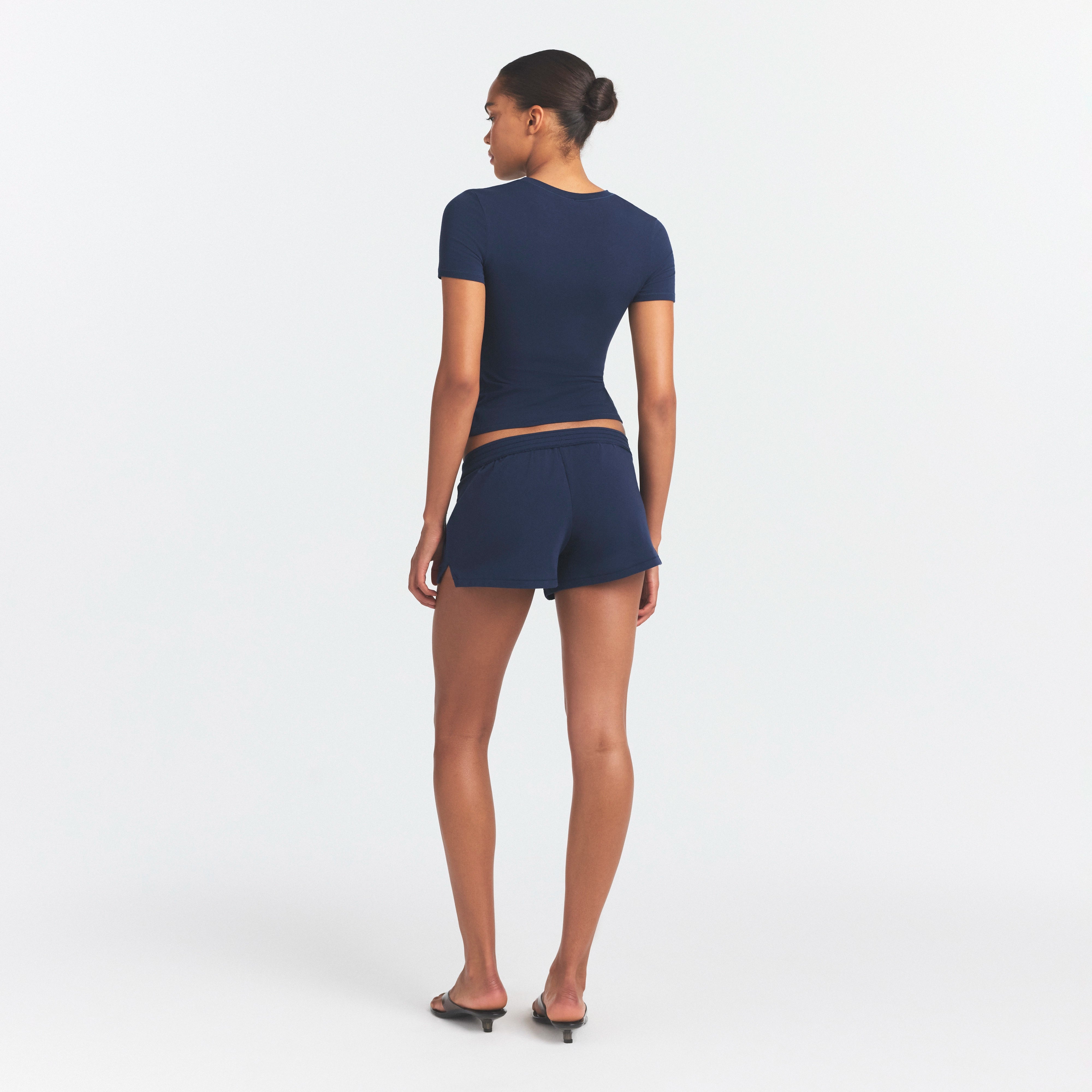 LOOSE SHORT