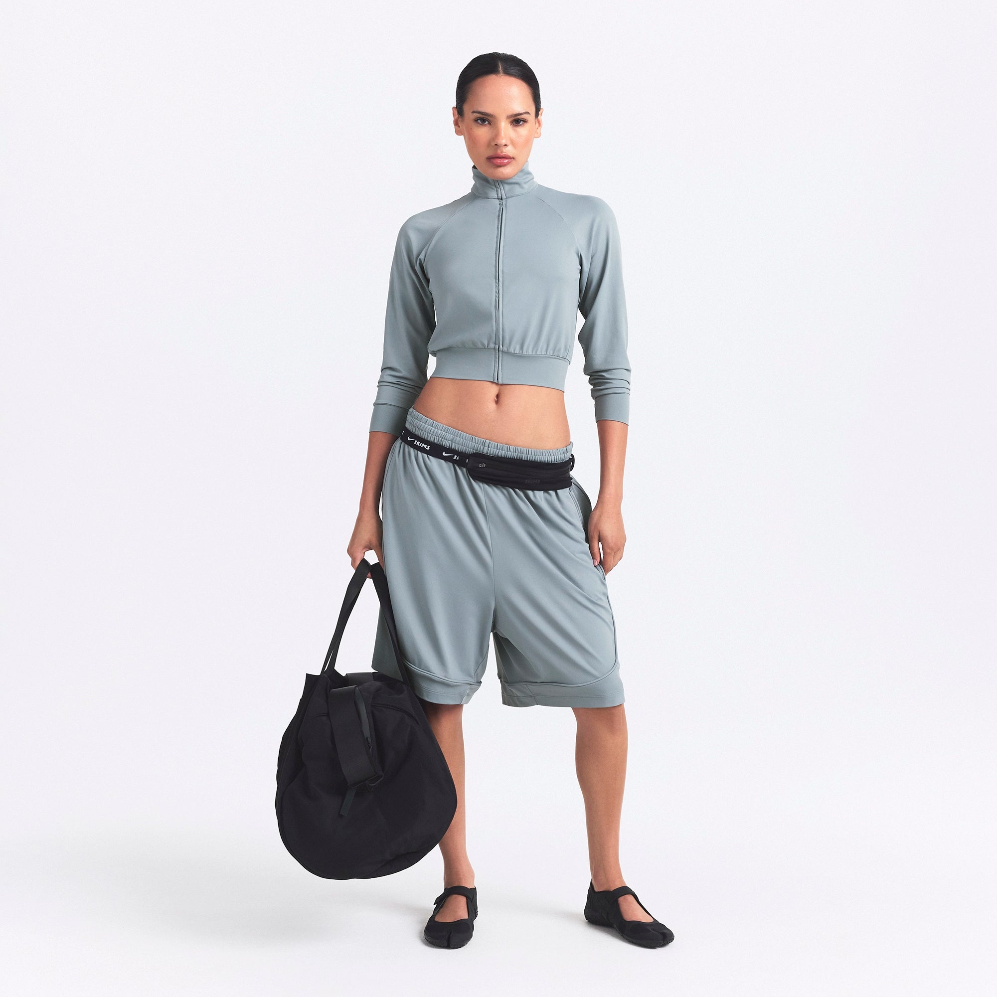RELAXED SHORT