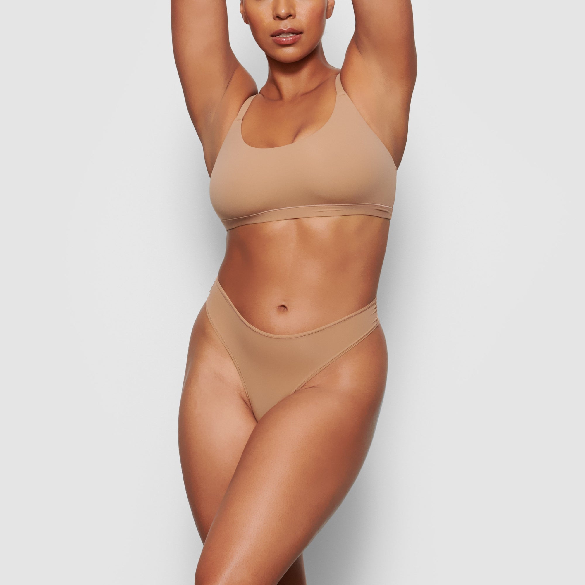 SCOOP BRALETTE
