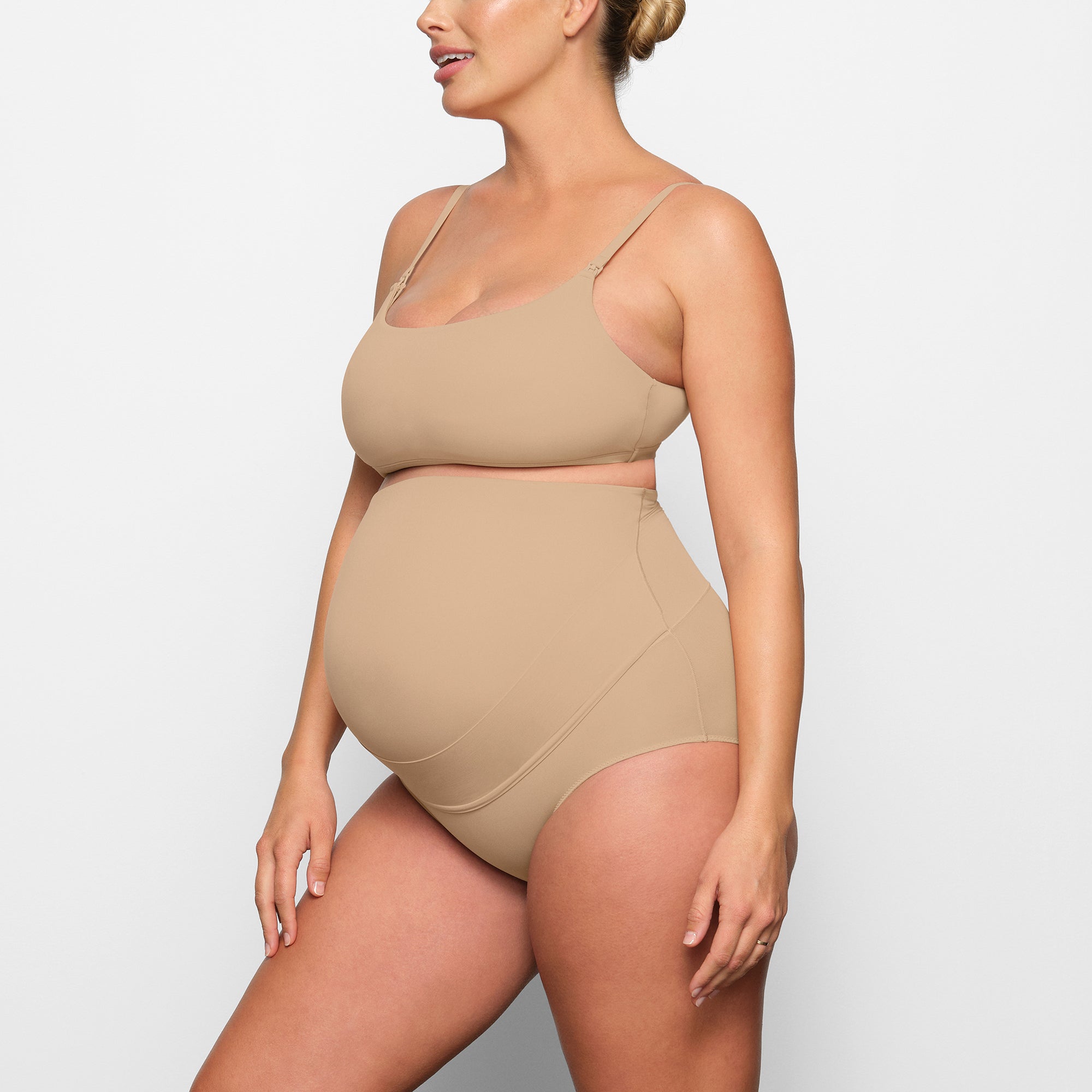 MATERNITY PUMPING SCOOP BRALETTE