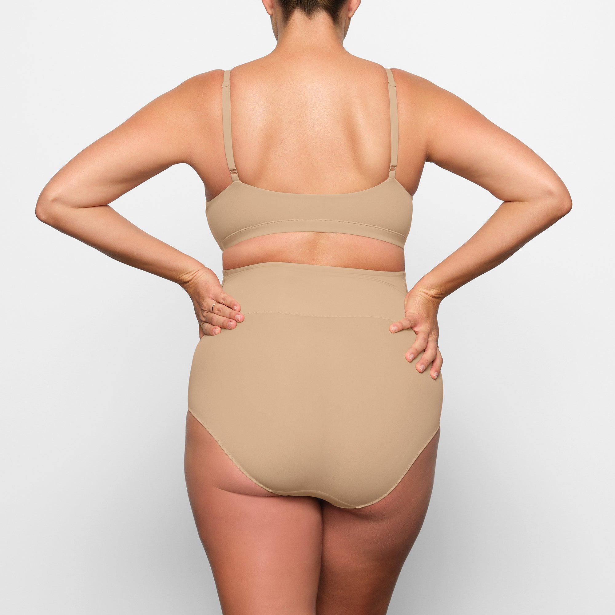 MATERNITY PUMPING SCOOP BRALETTE