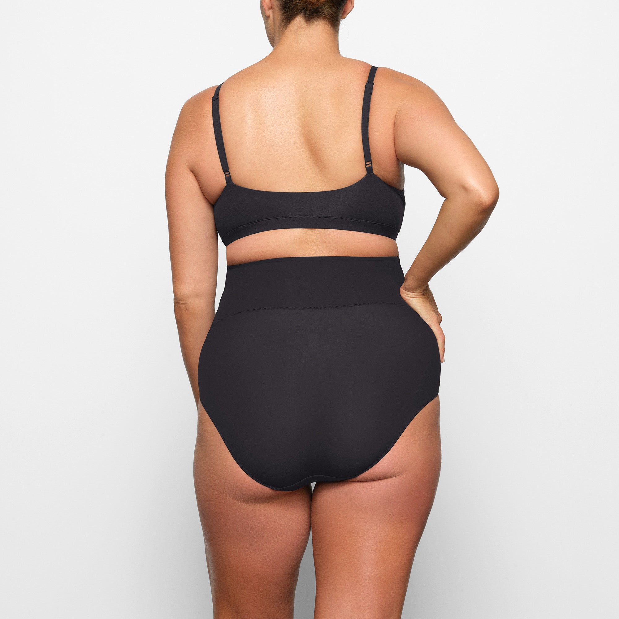 MATERNITY PUMPING SCOOP BRALETTE