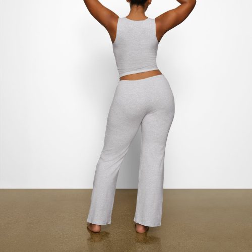 STRAIGHT LEG PANT