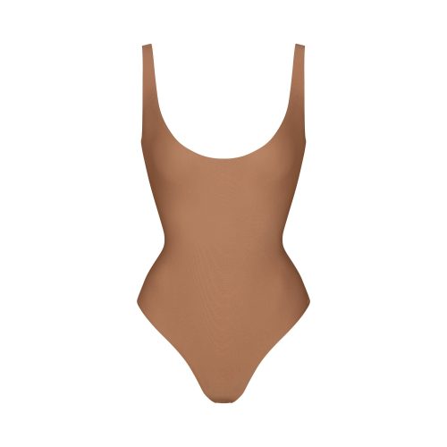 SCOOP LOW BACK THONG BODYSUIT
