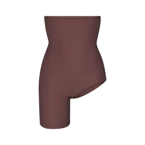 LEFT LEG SOLUTION SHORT