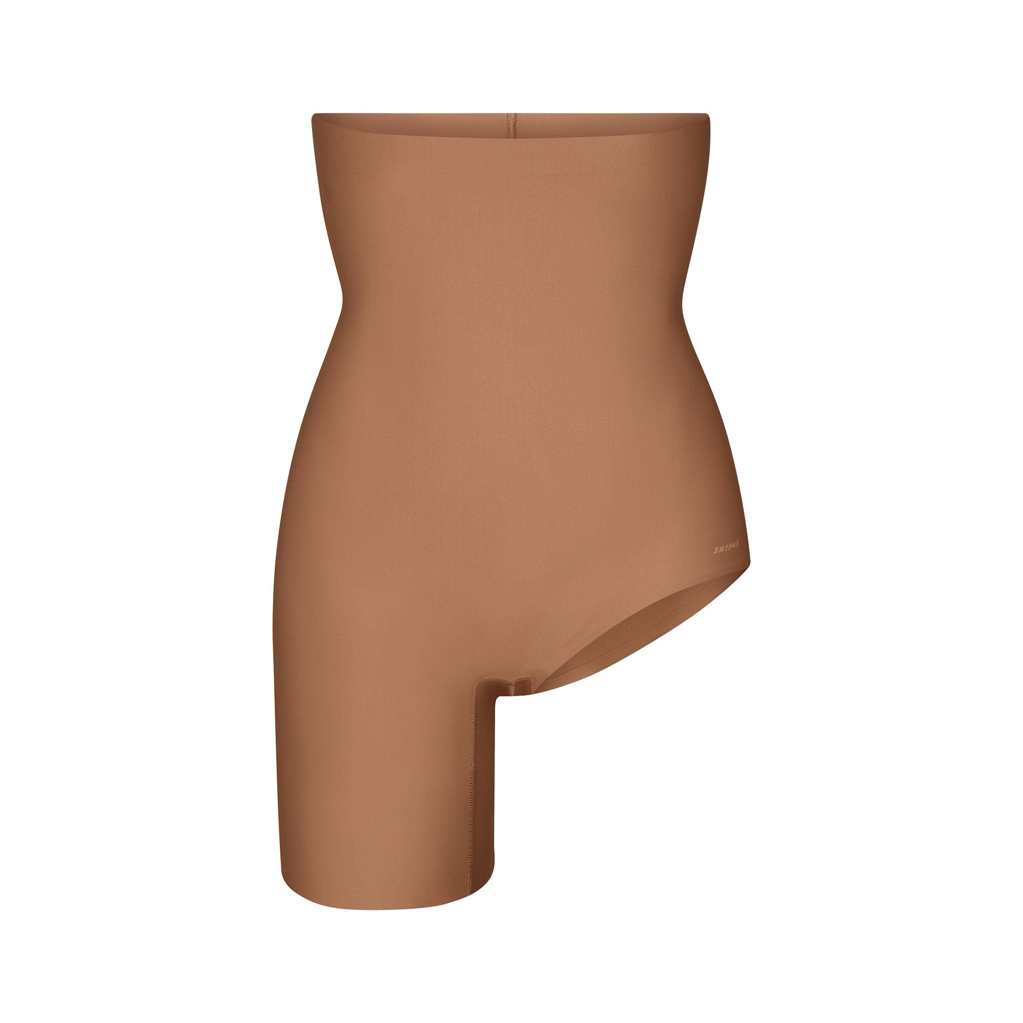LEFT LEG SOLUTION SHORT