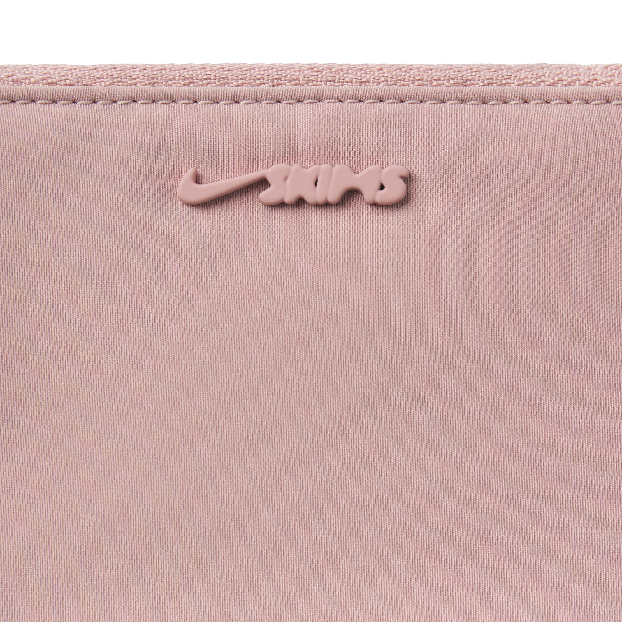 CLIPPABLE POUCH