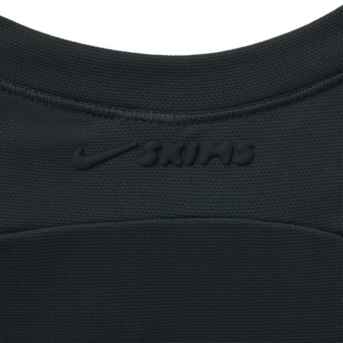 LONG SLEEVE CREW NECK TOP