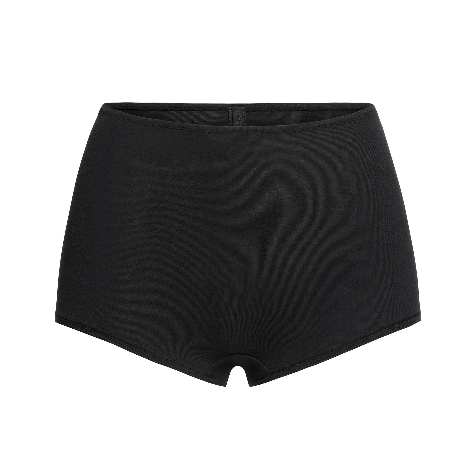BOY SHORT