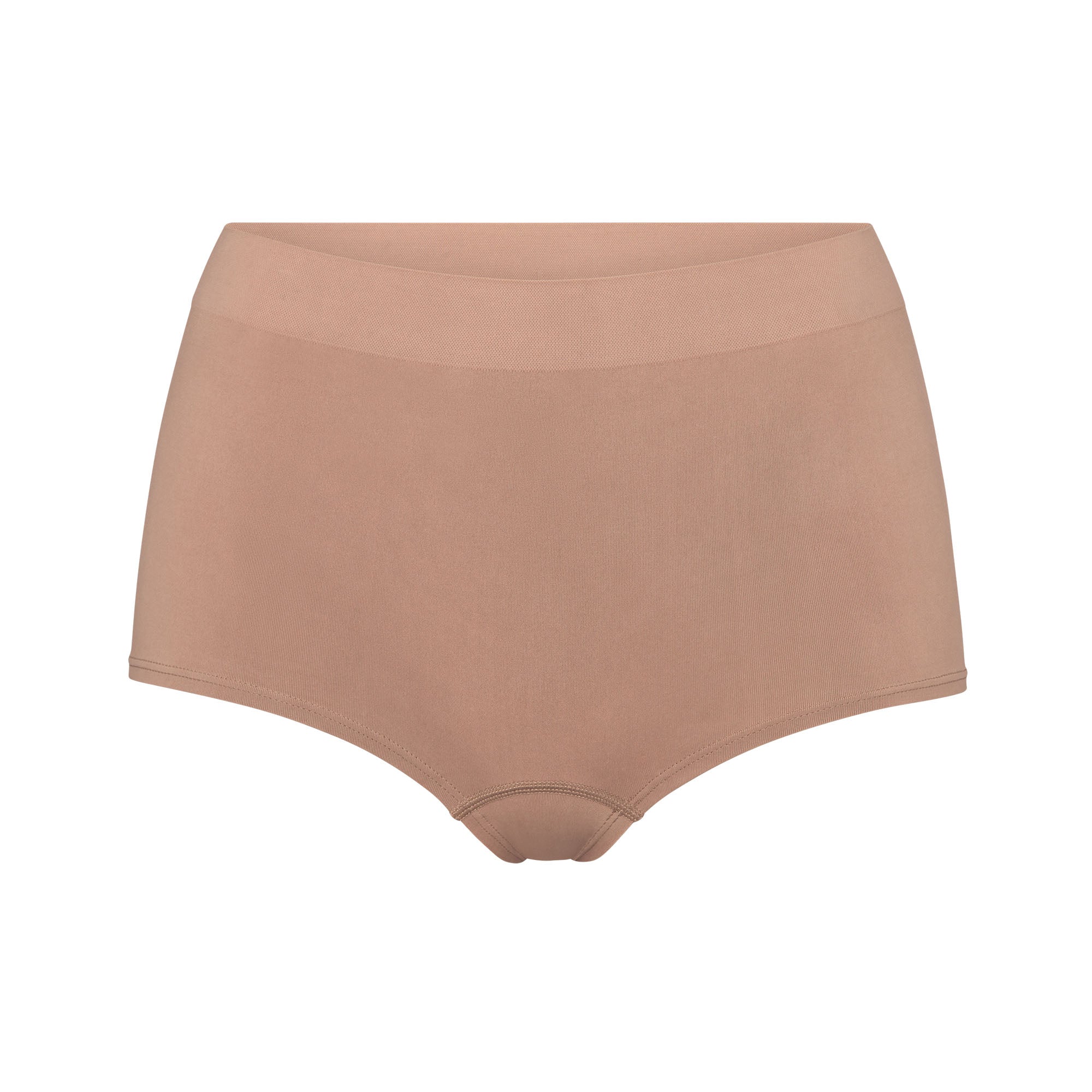 BOY SHORT