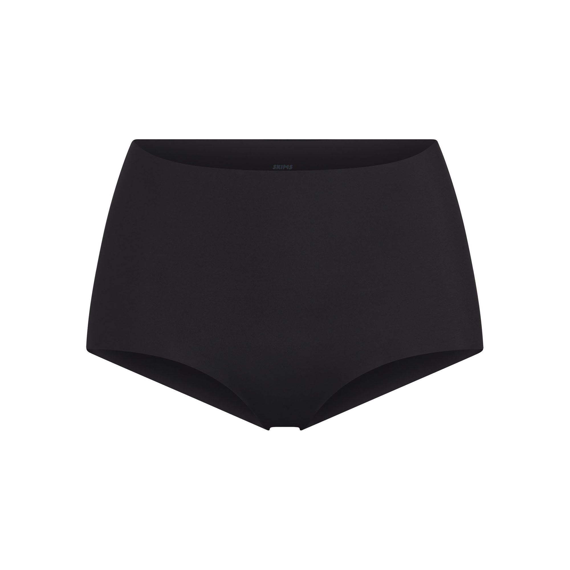 BOY SHORT