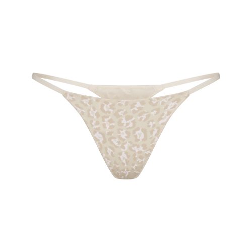 STRING THONG