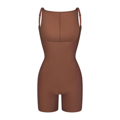 CORE SCULPT BACK SMOOTHING OPEN BUST MID THIGH BODYSUIT