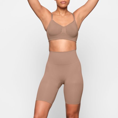 BUTT LIFTING SHORT