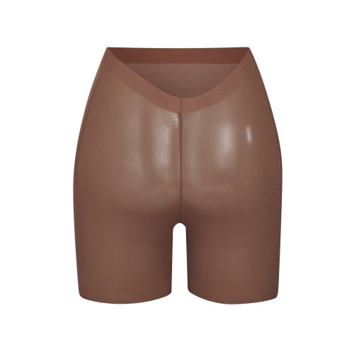LOW BACK SHORT