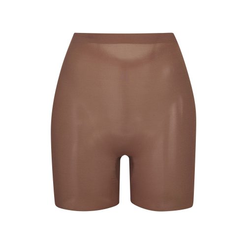 LOW BACK SHORT