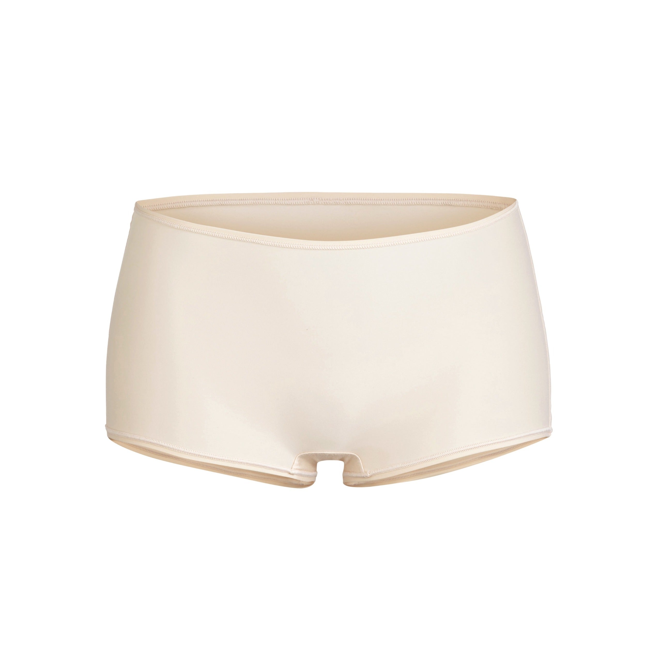 BOY SHORT