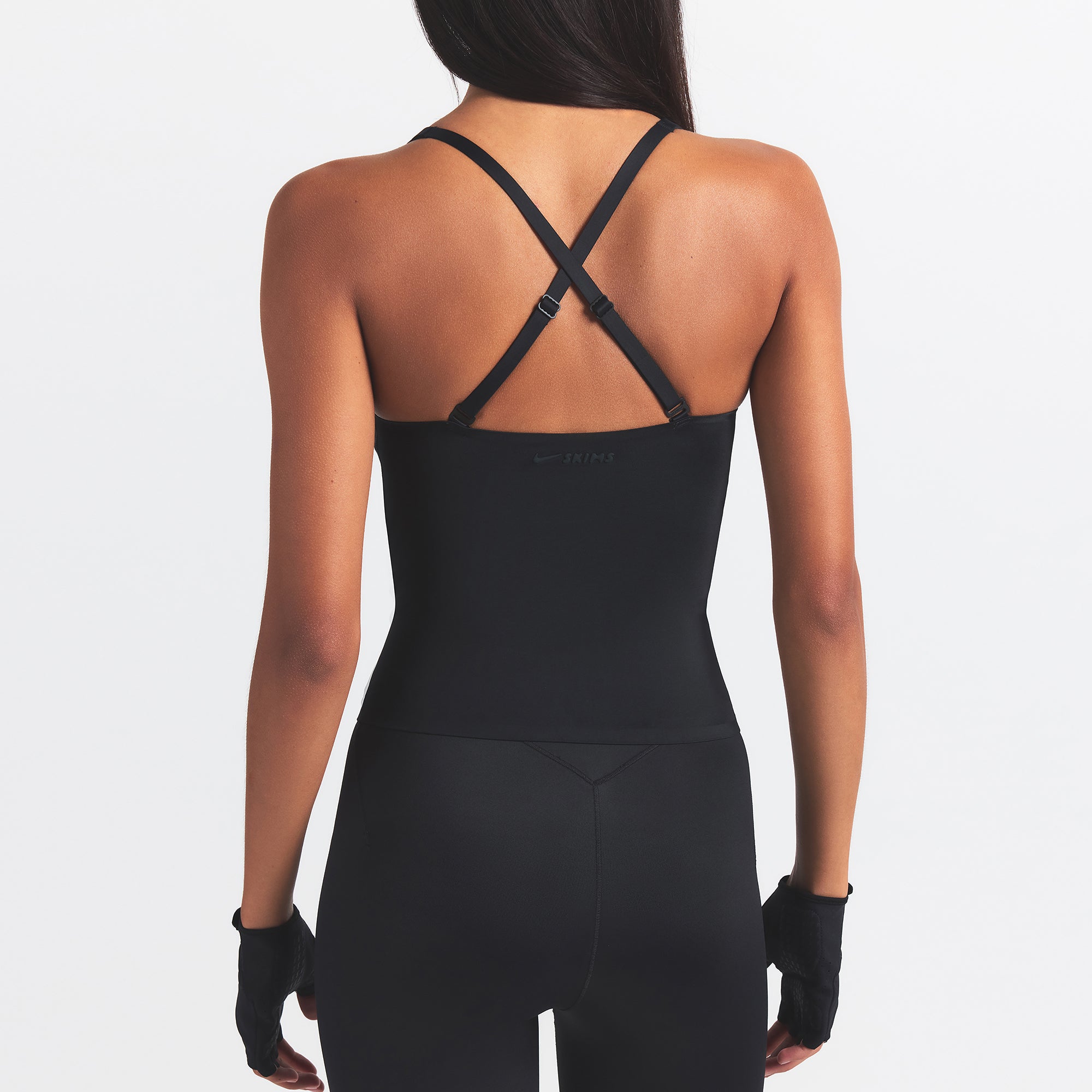 V-NECK TANK