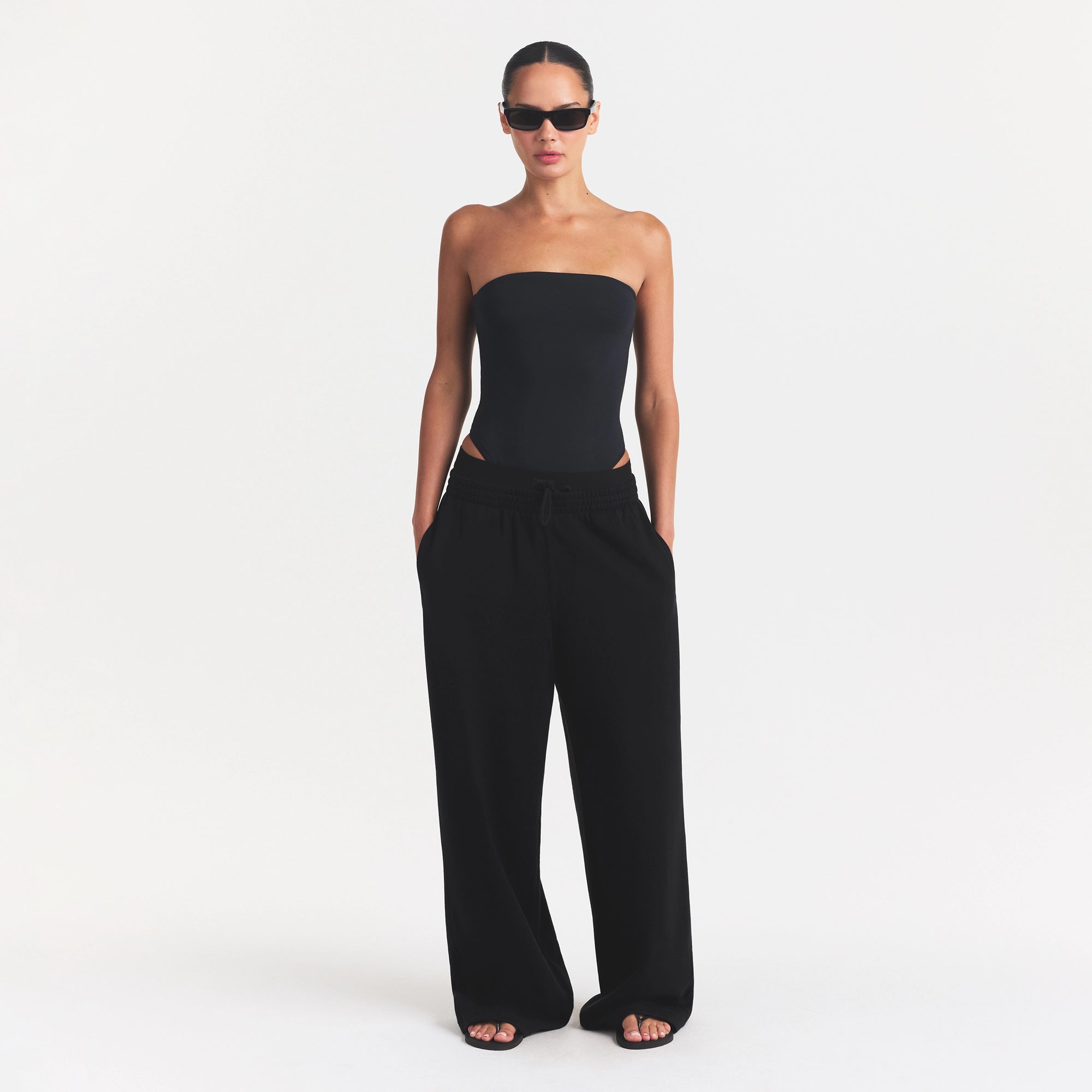STRAPLESS BODYSUIT
