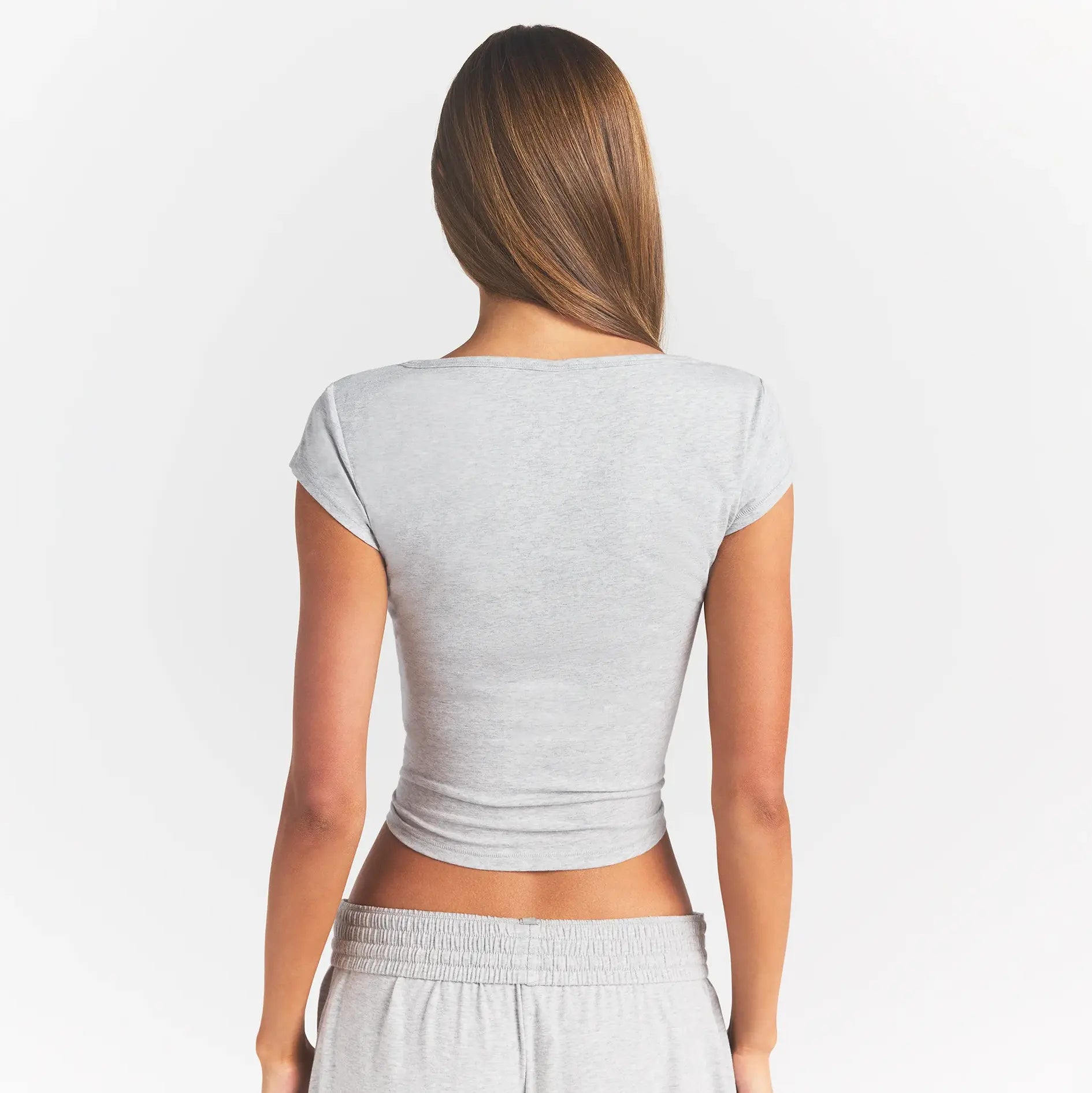 SCOOP NECK T-SHIRT