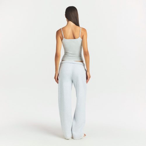 CLASSIC STRAIGHT LEG PANT