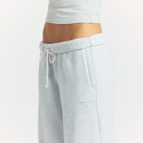 CLASSIC STRAIGHT LEG PANT