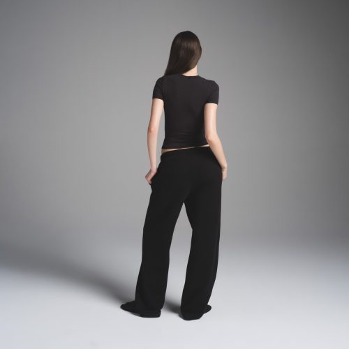 CLASSIC STRAIGHT LEG PANT