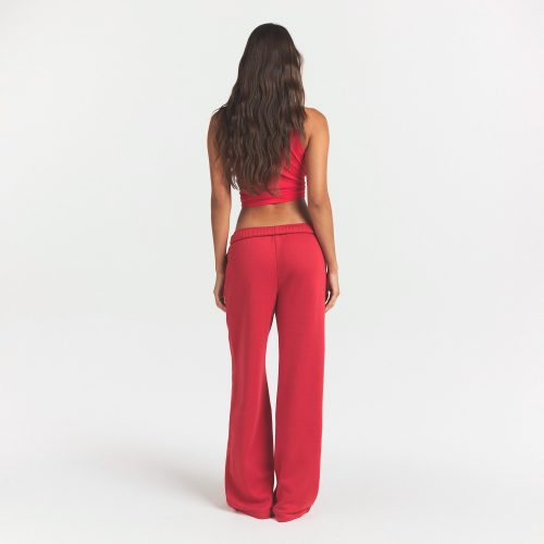 CLASSIC STRAIGHT LEG PANT