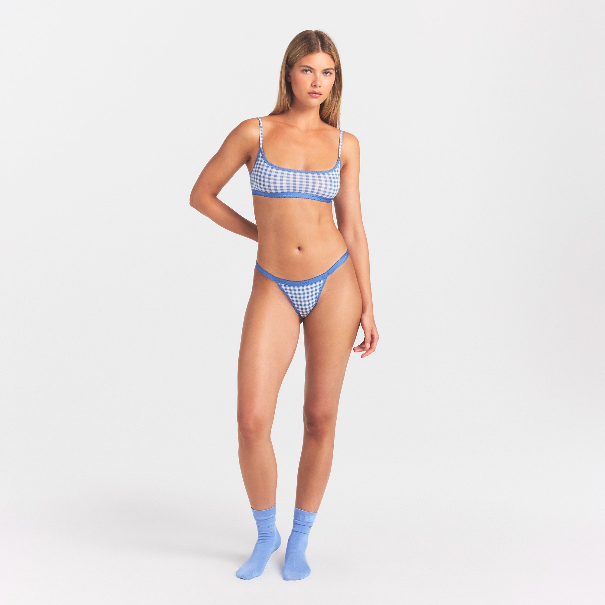 LOGO PICOT THONG
