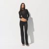 CREW NECK LONG SLEEVE TOP