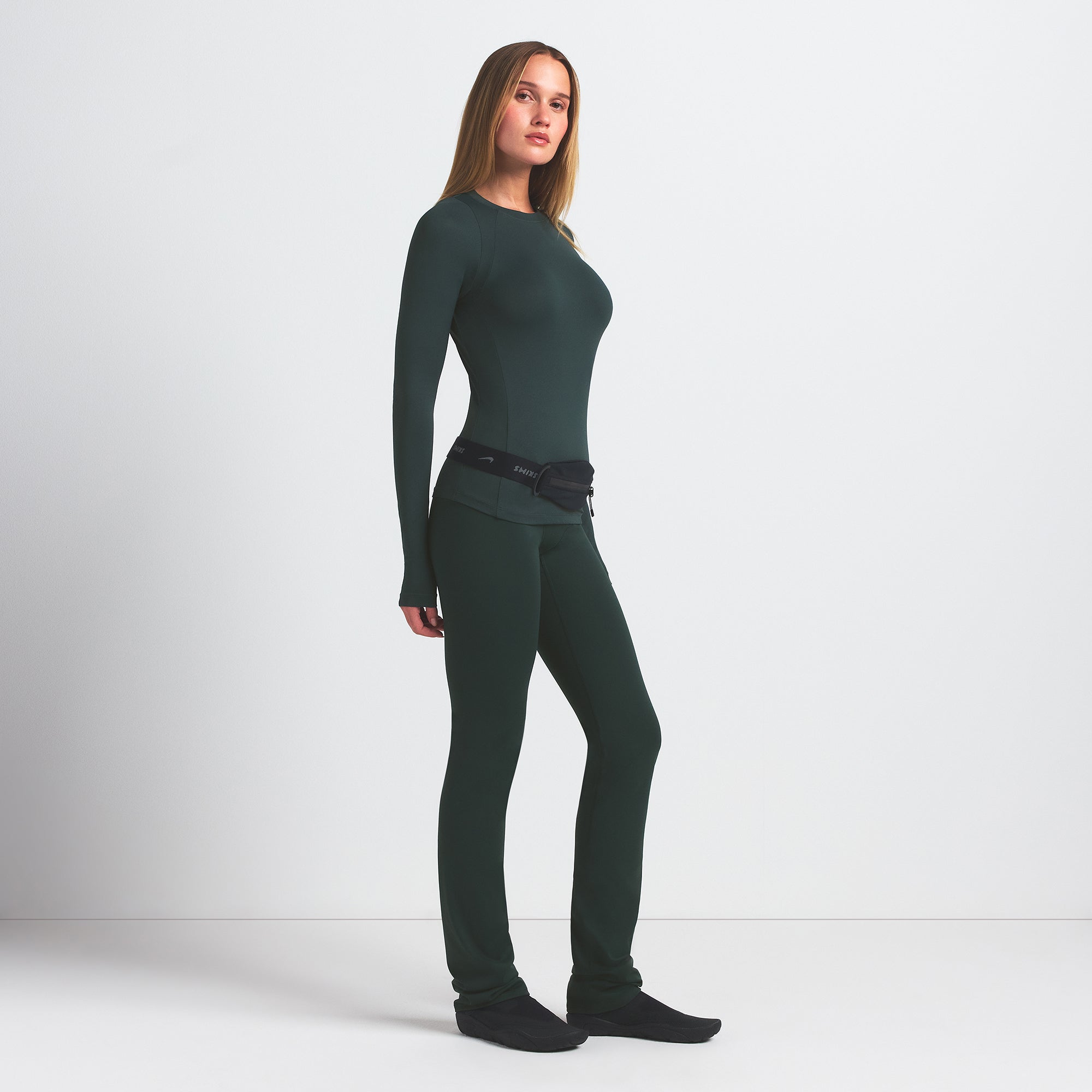 LONG SLEEVE CREW NECK TOP