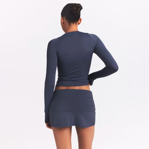 LONG SLEEVE CREW NECK TOP