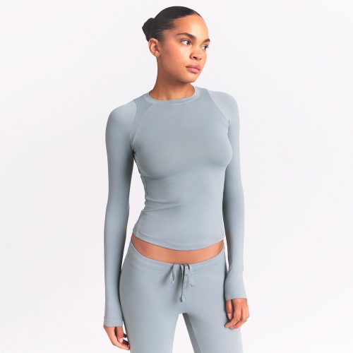 LONG SLEEVE CREW NECK TOP