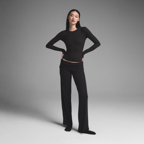 LONG SLEEVE T-SHIRT