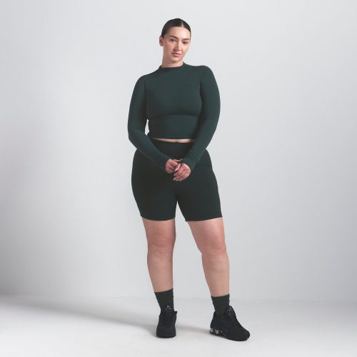 MOCK NECK CROP TOP