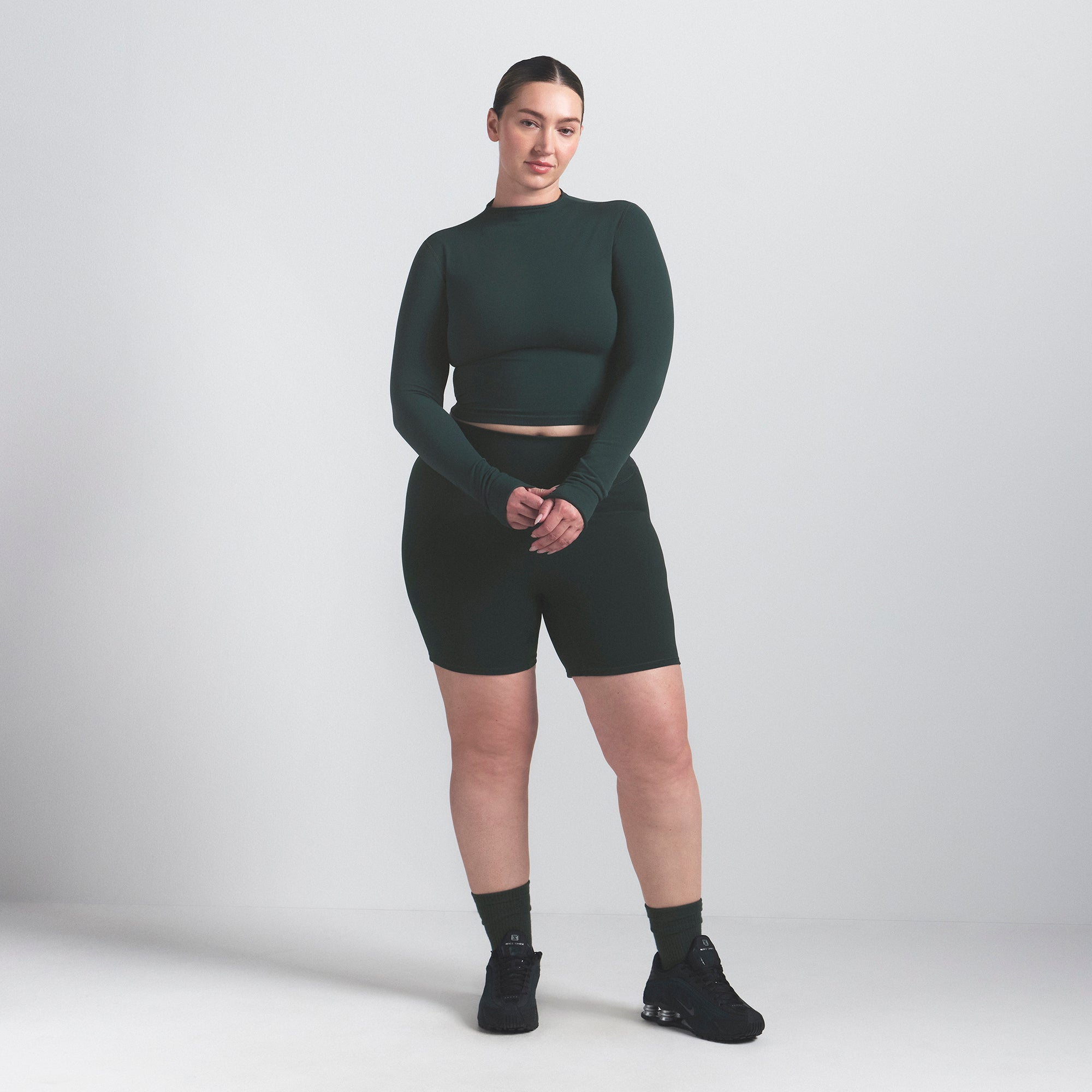 MOCK NECK CROP TOP
