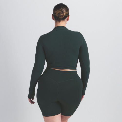 MOCK NECK CROP TOP